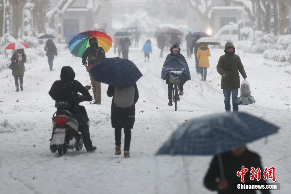 BẢN TIN ĐẶC BIỆT: Hát Quốc ca cùng đội tuyển U23 Việt Nam ảnh 13