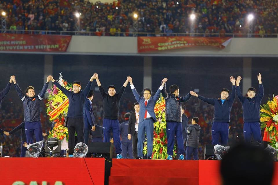 U23 Việt Nam hát 'Niềm tin chiến thắng' trên sân Mỹ Đình ảnh 7