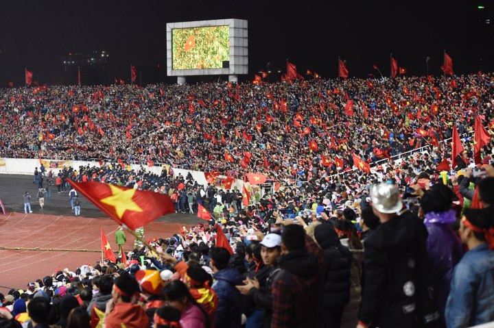 U23 Việt Nam hát 'Niềm tin chiến thắng' trên sân Mỹ Đình ảnh 9