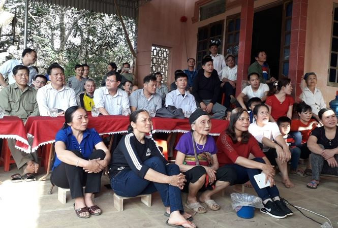 Biển người rợp cờ hoa, reo hò khắp cả nước mừng kỳ tích của U23 Việt Nam ảnh 70