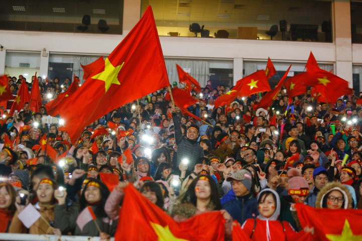 U23 Việt Nam hát 'Niềm tin chiến thắng' trên sân Mỹ Đình ảnh 23