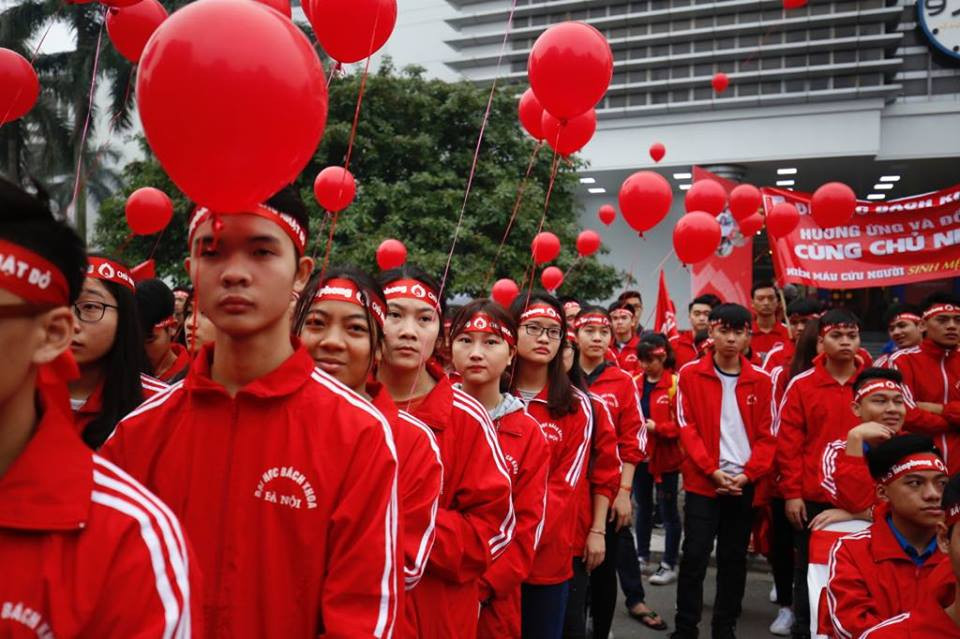 Chủ Nhật Đỏ 2018: Triệu con tim hoà chung nhịp đập ảnh 43