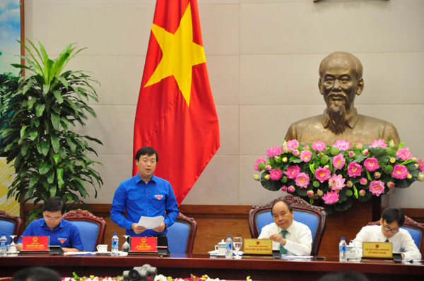 Giải đáp nhiều vấn đề liên quan đến người trẻ ảnh 1