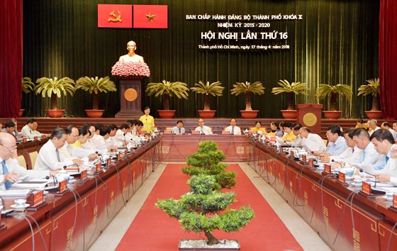 Bí thư TPHCM: Sắp xếp lại người đứng đầu khi có biểu hiện tham nhũng ảnh 1