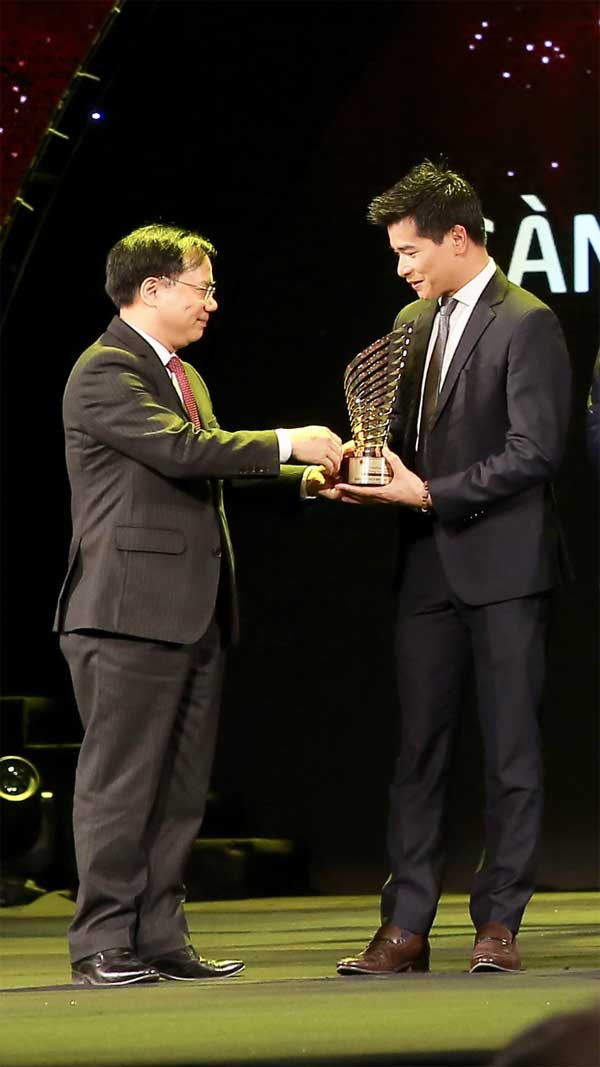 CENLAND – những giải thưởng danh giá trong hơn một thập kỷ chinh phục ảnh 1