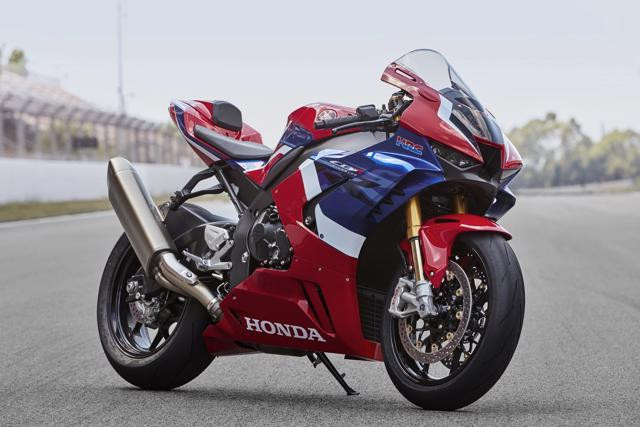 CBR1000RR-R FireBlade.