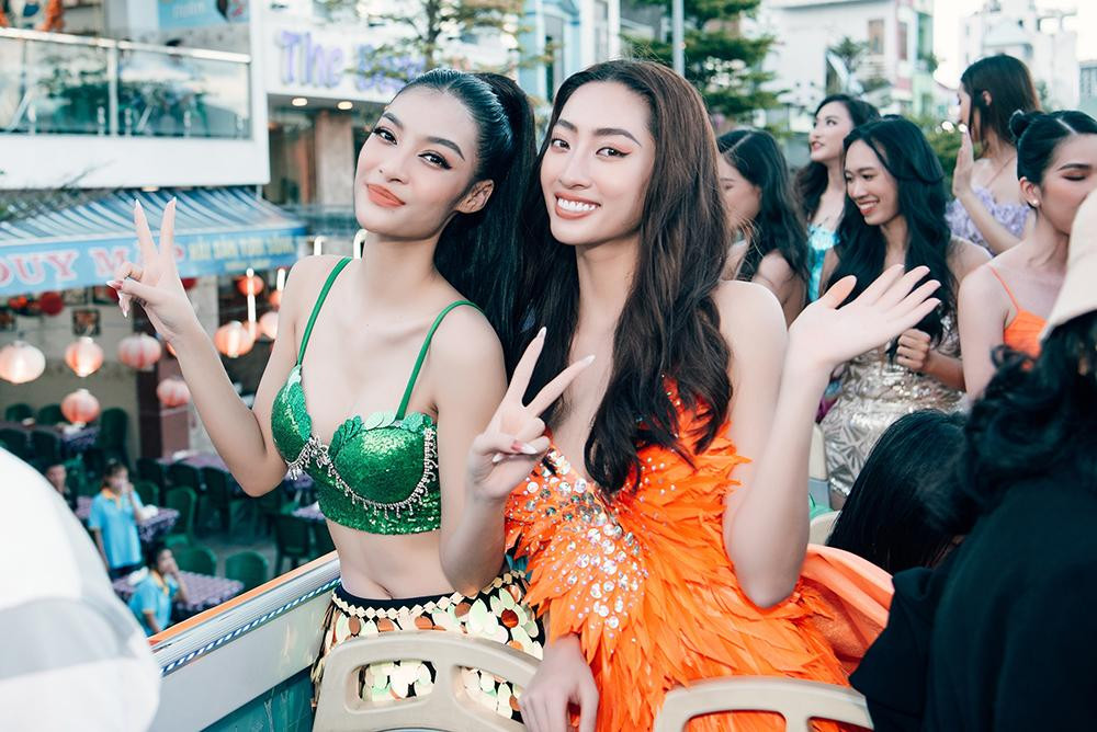 Các cô gái đã mang đến bữa tiệc nghệ thuật đường phố đầy màu sắc, mở màn cho chuỗi sự kiện Vòng chung kết vô cùng hấp dẫn tại thành phố biển Quy Nhơn.
