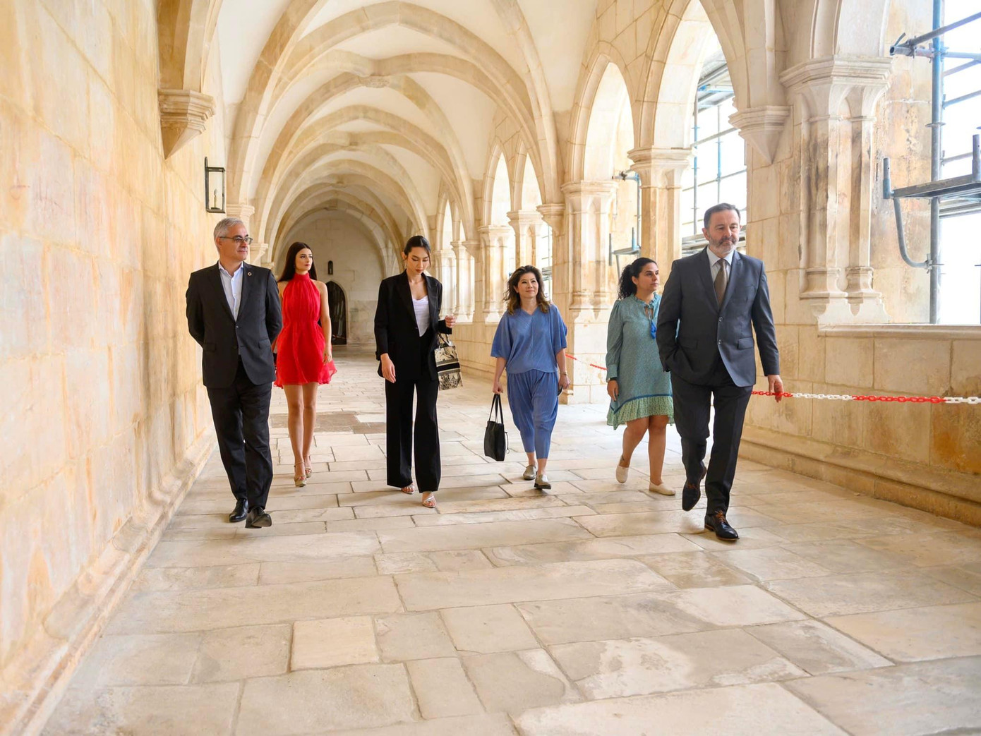 Bồ Đào Nha là điểm dừng chân thứ 2 của Thuỳ Tiên trong chuyến công tác châu Âu.