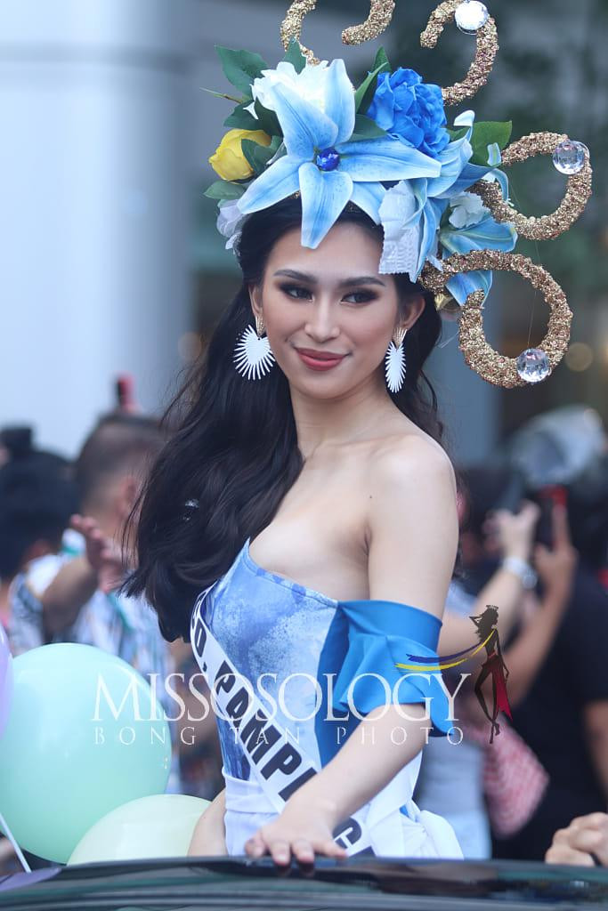 Mới đây, các thí sinh của cuộc thi Binibining Pilipinas 2022 tiếp tục tham gia hoạt động vô cùng sôi động và hoành tráng đó là diễu hành qua các tuyến phố của thành phố Araneta.