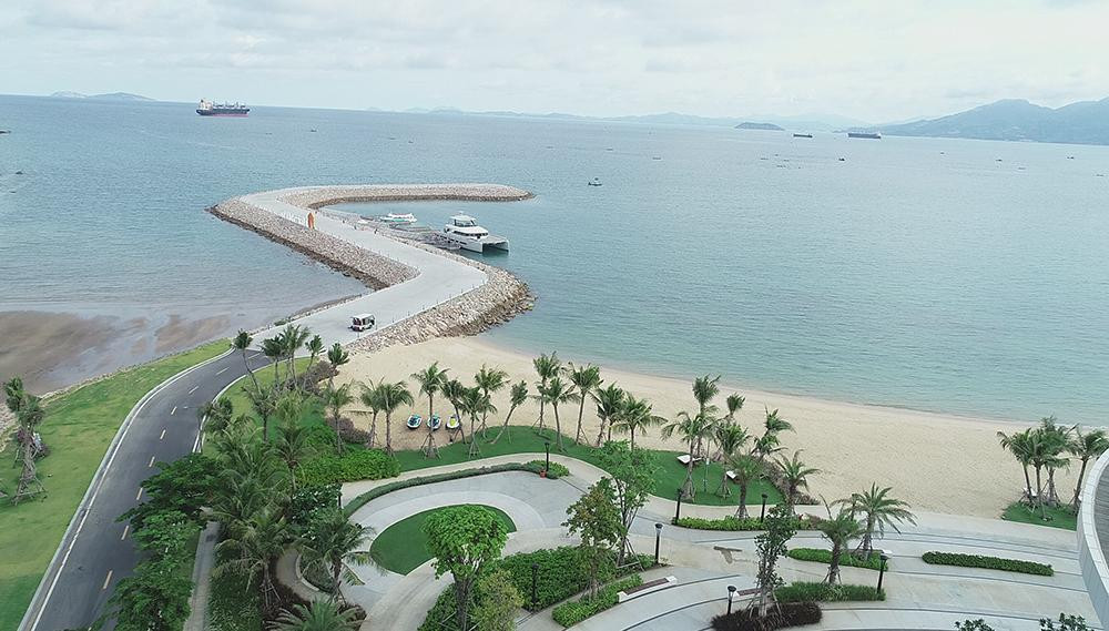 Sàn catwalk 'khủng' của Vietnam Beauty Fashion Fest mùa 2 tại Quy Nhơn vào ngày 30/7 được hé lộ.