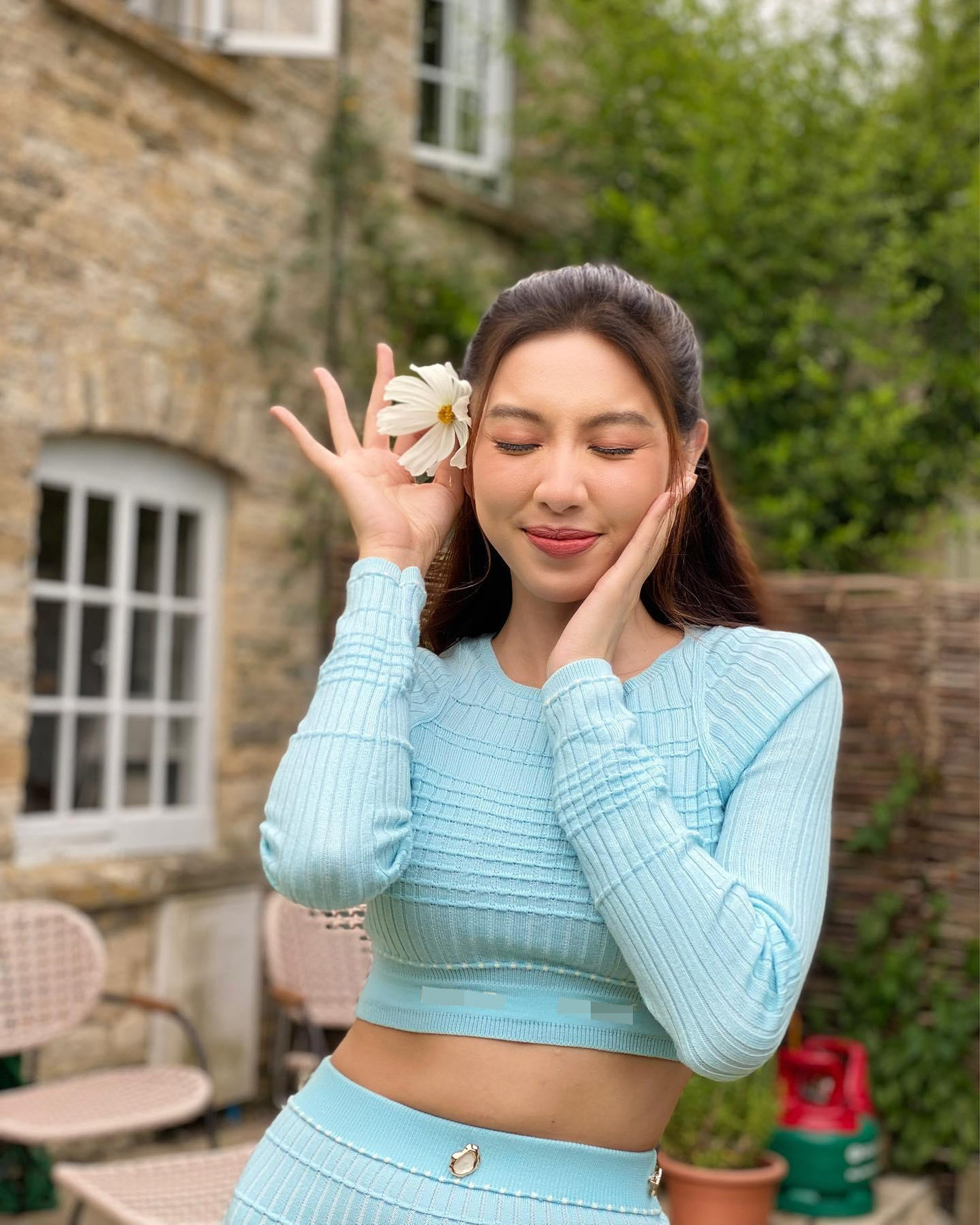 Khoảnh khắc dễ thương của Thùy Tiên tại Bồ Đào Nha 'đốn tim' người hâm mộ.