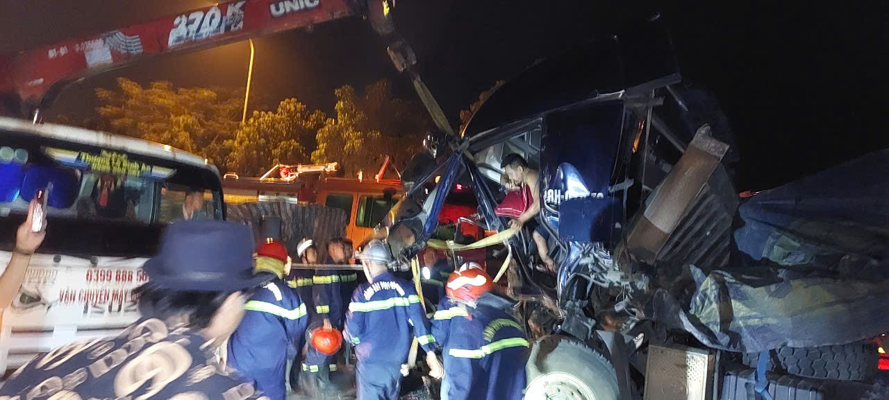 Hiện trường vụ tai nạn. Hiện trường vụ tai nạn.