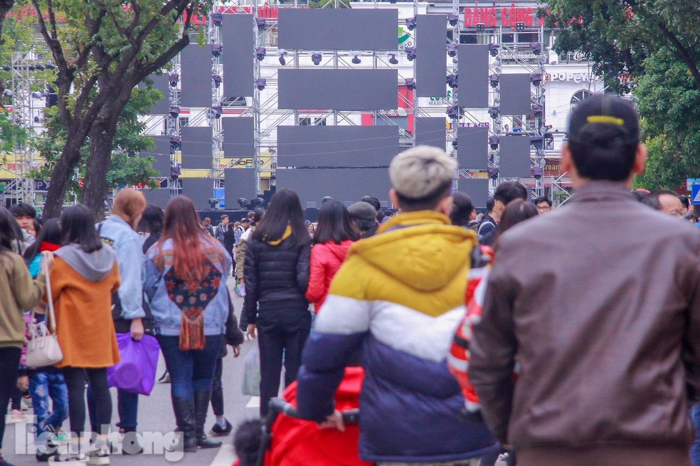 Thế giới rực rỡ pháo hoa thời khắc chuyển sang năm 2019 ảnh 43