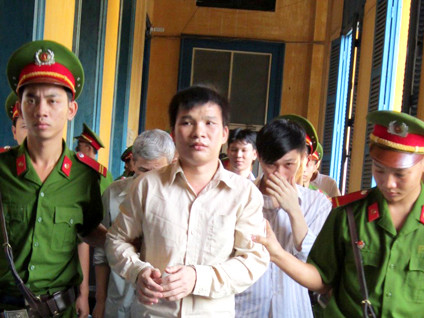 Đô bị dẫn giải sau phiên tòa phúc thẩm