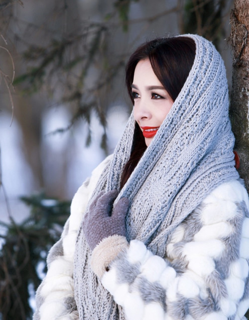 Thúy Hằng chụp hình giữa trời tuyết âm 17 độ ảnh 6