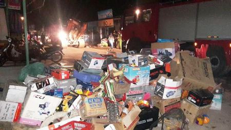 Cận cảnh vụ cháy chợ lớn nhất Quảng Bình ảnh 3