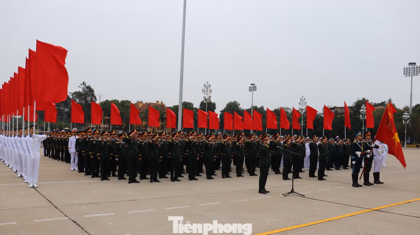 Toàn cảnh lễ báo công.