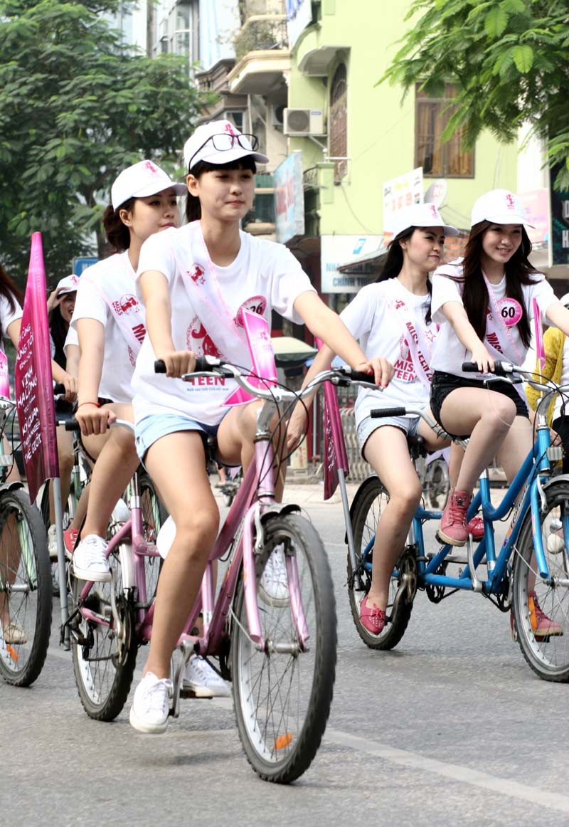 Nụ cười luôn có trên môi của các thí sinh