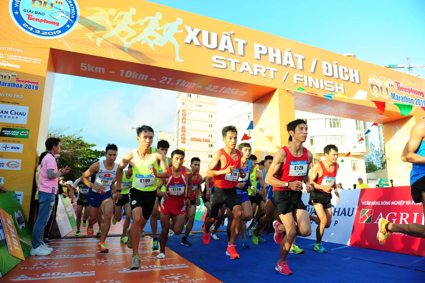 Tiền Phong Marathon 2019: Chân dung những nhà vô địch ảnh 37