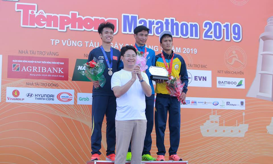 Tiền Phong Marathon 2019: Chân dung những nhà vô địch ảnh 2