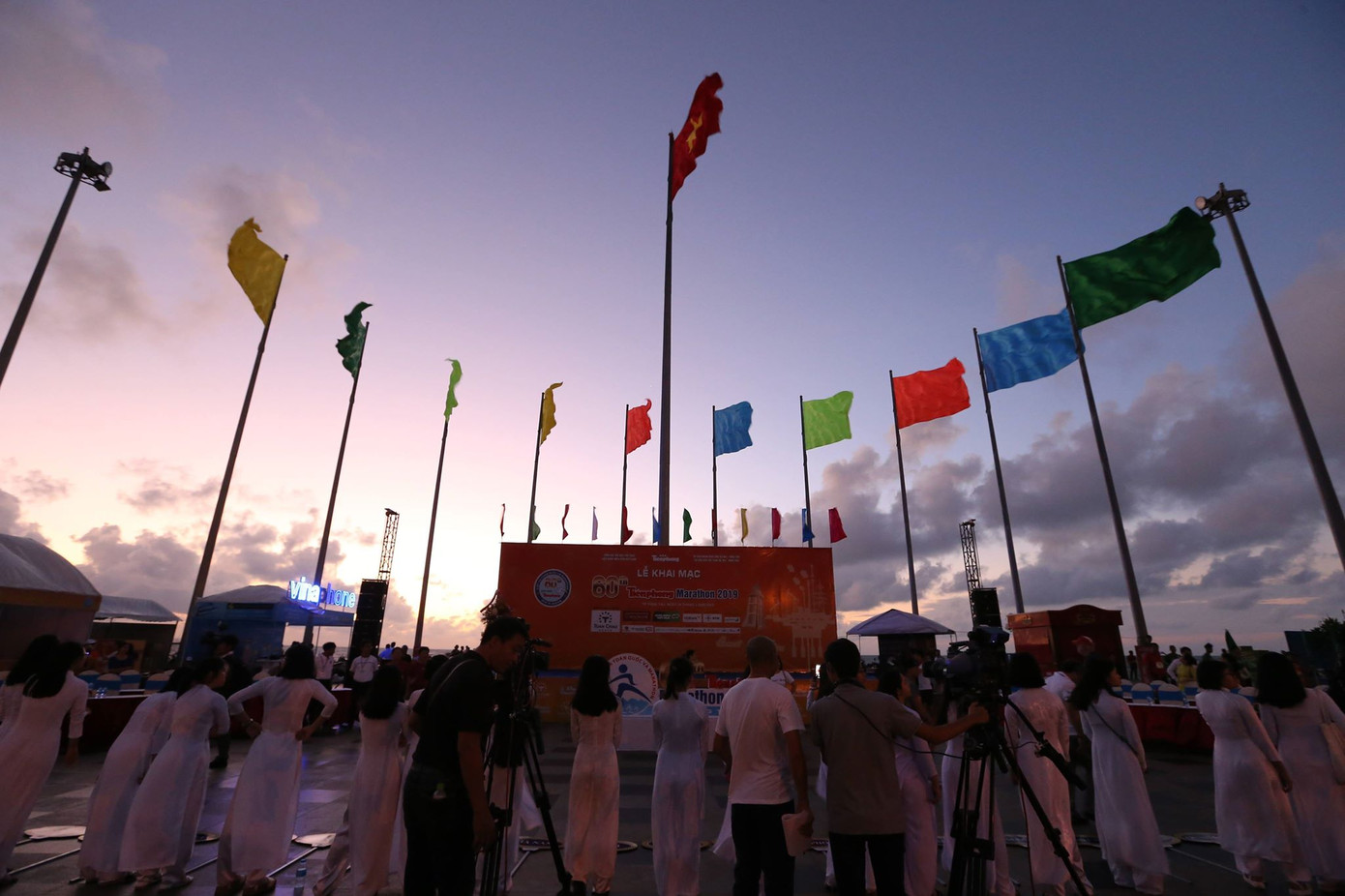 Tiền Phong Marathon 2019: Chân dung những nhà vô địch ảnh 62