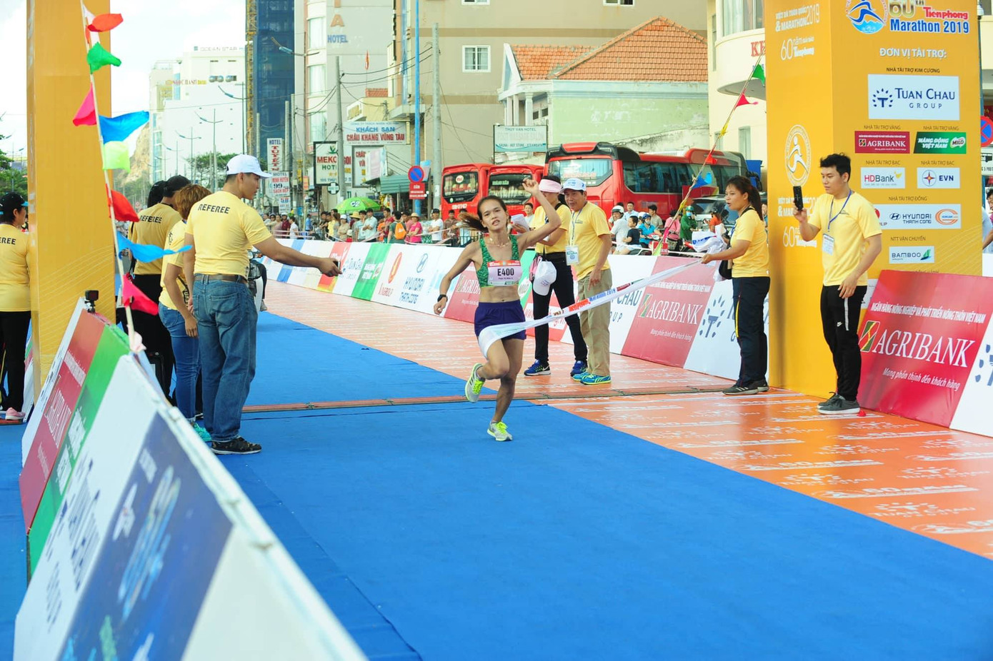 Tiền Phong Marathon 2019: Chân dung những nhà vô địch ảnh 13