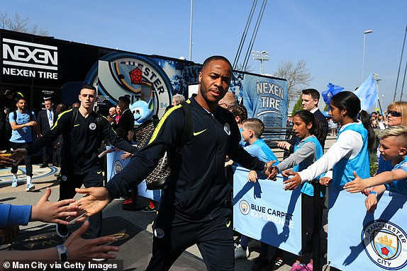 Hạ Tottenham 1-0, Man City tái chiếm ngôi đầu bảng ảnh 7