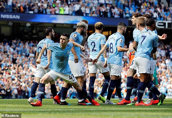Hạ Tottenham 1-0, Man City tái chiếm ngôi đầu bảng ảnh 12