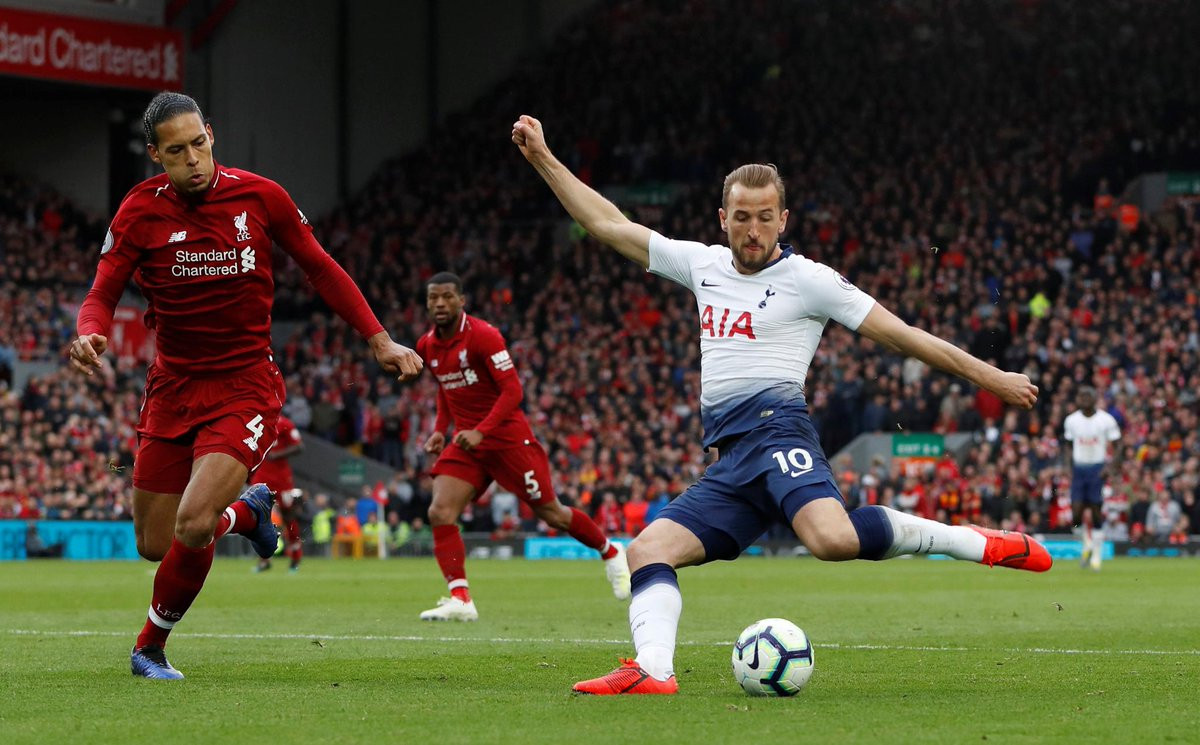 Thắng kịch tính Tottenham, Liverpool tái chiếm ngôi đầu Ngoại hạng Anh ảnh 11