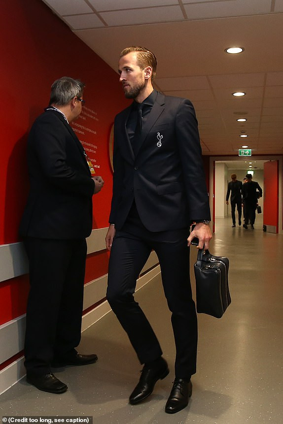 Thắng kịch tính Tottenham, Liverpool tái chiếm ngôi đầu Ngoại hạng Anh ảnh 7