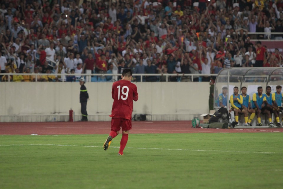 Quang Hải lập công, Việt Nam đánh bại Malaysia ảnh 26