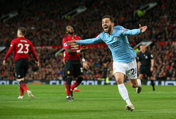 Man City hạ gục M.U, tái chiếm ngôi đầu Ngoại hạng Anh ảnh 21