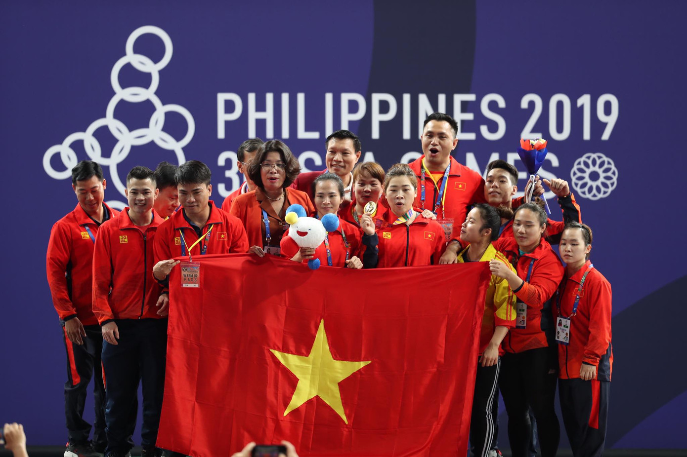 SEA Games ngày 3/12: Thêm 8 HCV, Việt Nam xây chắc ngôi nhì bảng ảnh 16