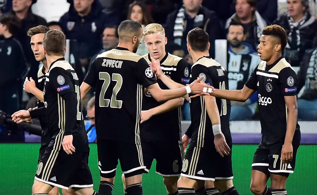 Messi gieo sầu cho M.U, Barcelona vào bán kết Champions League ảnh 20