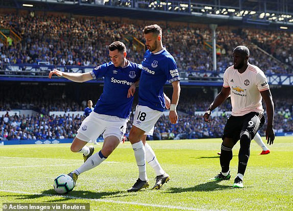 Everton vs M.U (4-0): Quỷ đỏ tan tác ảnh 9
