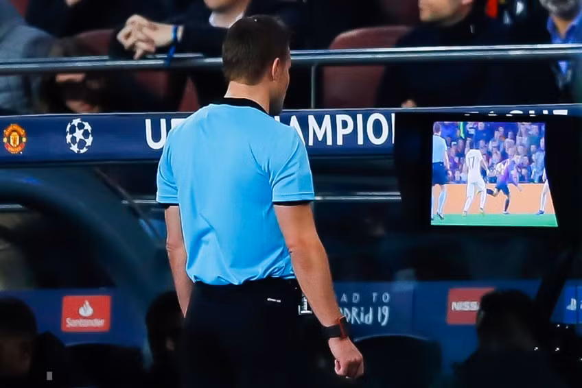 Messi gieo sầu cho M.U, Barcelona vào bán kết Champions League ảnh 15