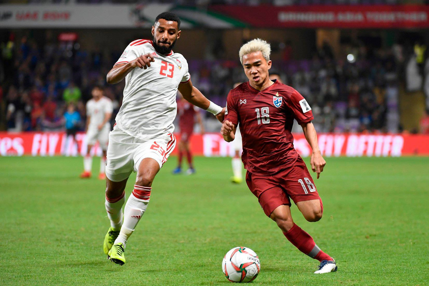 Chia điểm với UAE, Thái Lan lấy vé vào vòng 1/8 Asian Cup ảnh 10