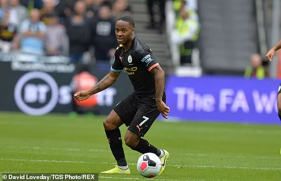 Sterling lập hat-trick, Man City vùi dập West Ham ảnh 7