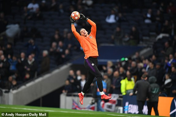 Sao Hàn Quốc tỏa sáng, Tottenham quật ngã Man City ảnh 10