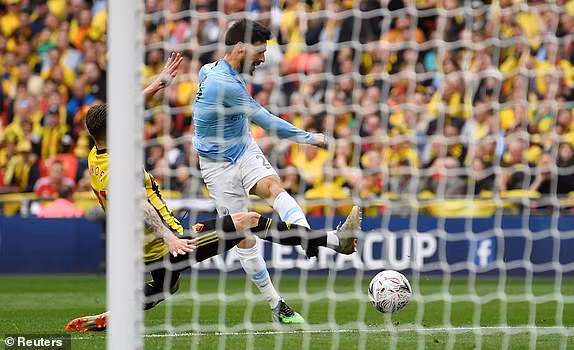 Vô địch FA Cup, Man City đoạt 'cú ăn ba' lịch sử ảnh 9