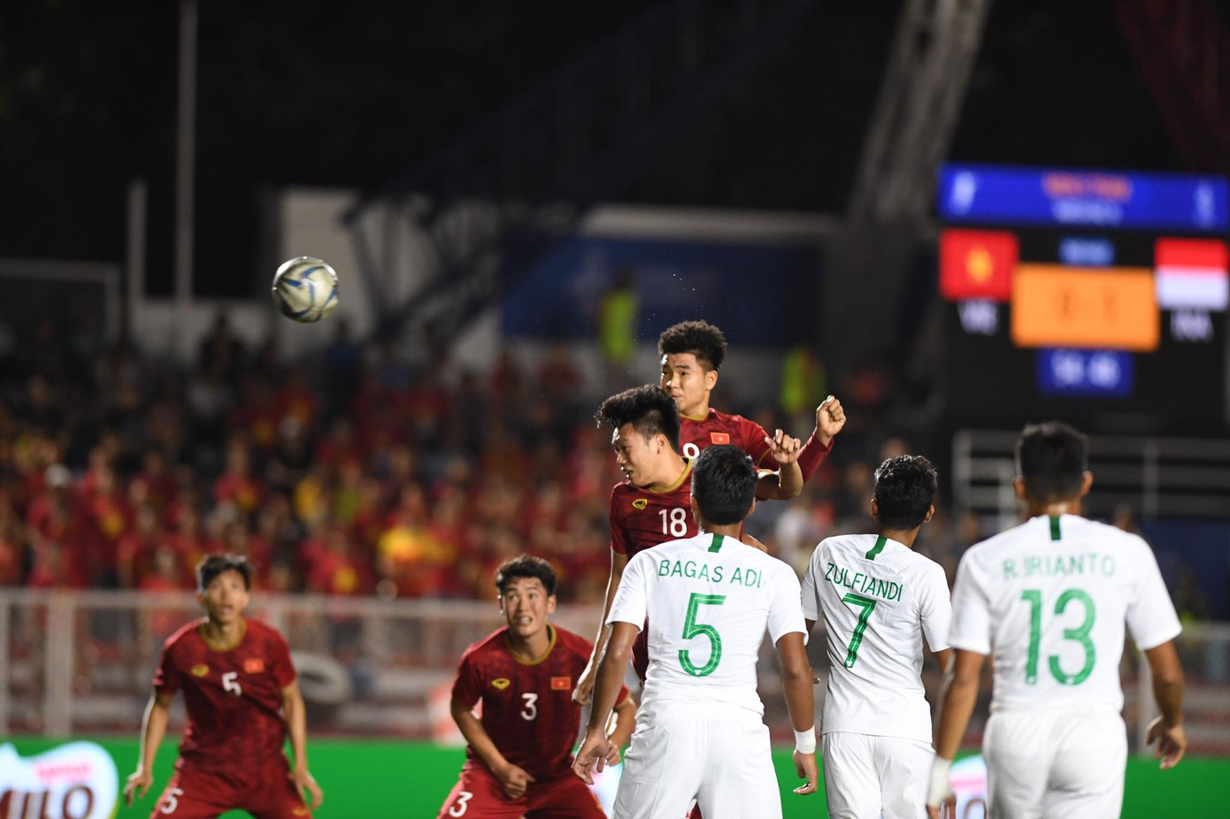 Hoàng Đức lập siêu phẩm, U22 Việt Nam ngược dòng thắng Indonesia ảnh 23