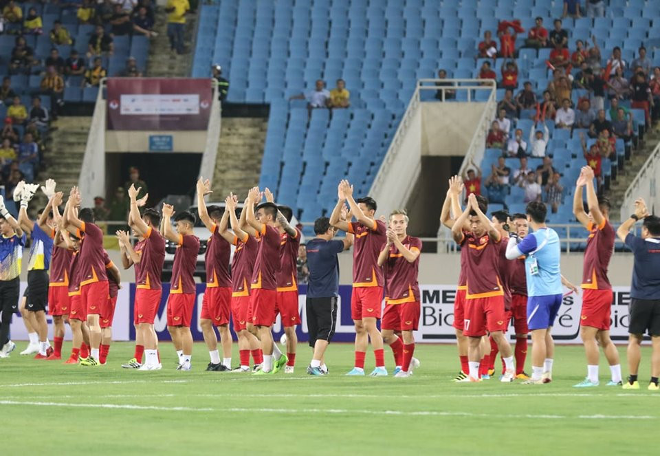 Quang Hải lập công, Việt Nam đánh bại Malaysia ảnh 13