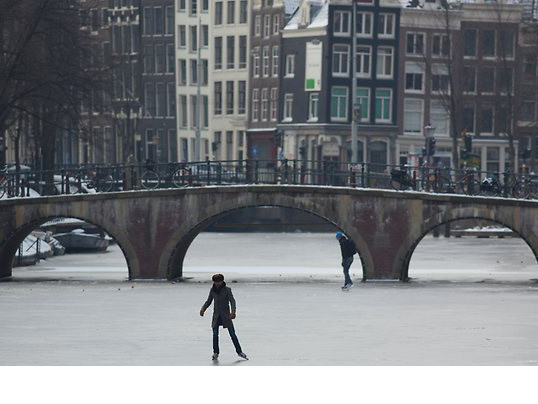 Amsterdam đứng vị trí thứ hai trong danh sách. Amsterdam đứng vị trí thứ hai trong danh sách