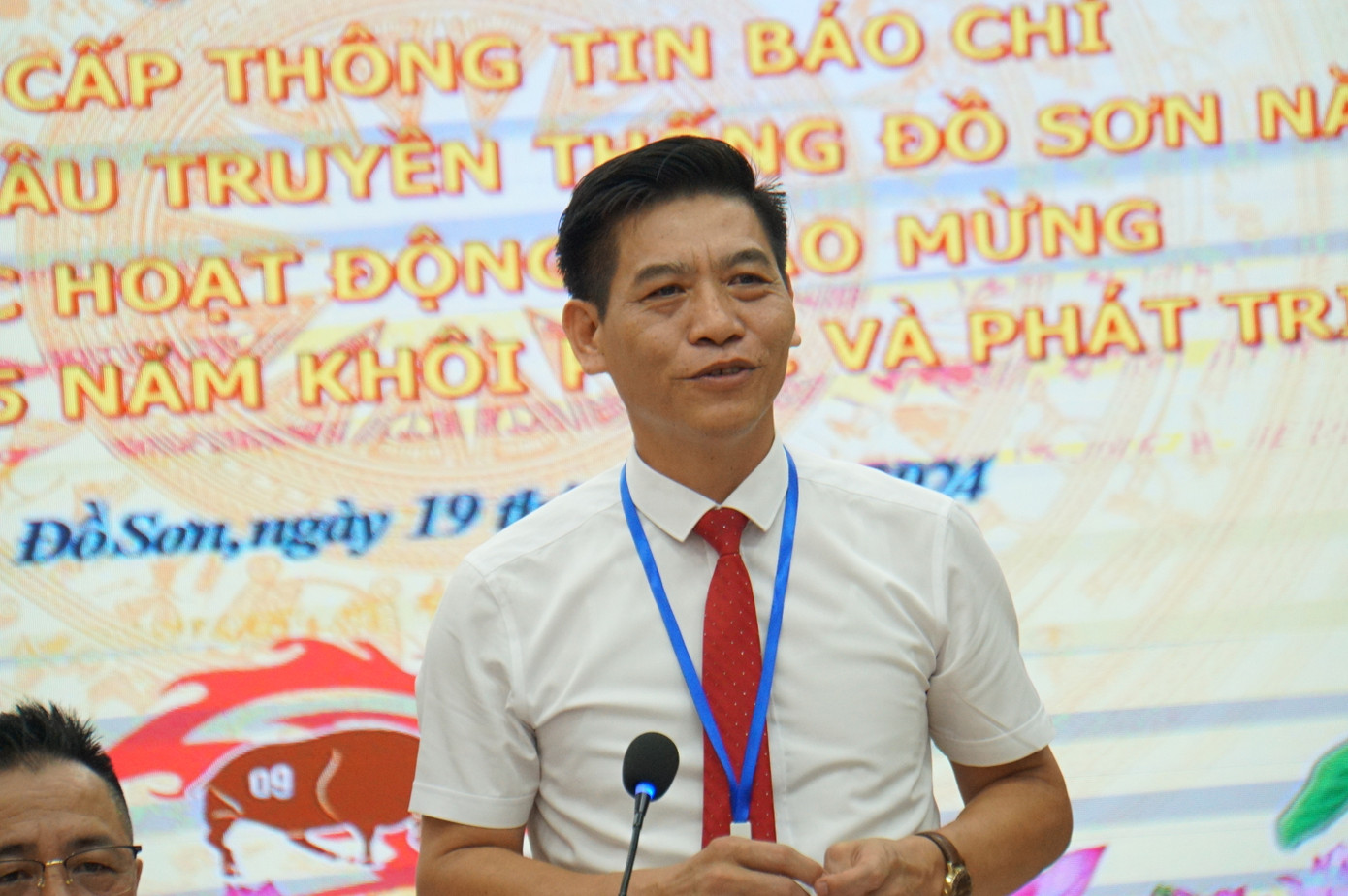 Ông Phạm Hoàng Tuấn - Phó Chủ tịch UBND quận Đồ Sơn. Ông Phạm Hoàng Tuấn - Phó Chủ tịch UBND quận Đồ Sơn.