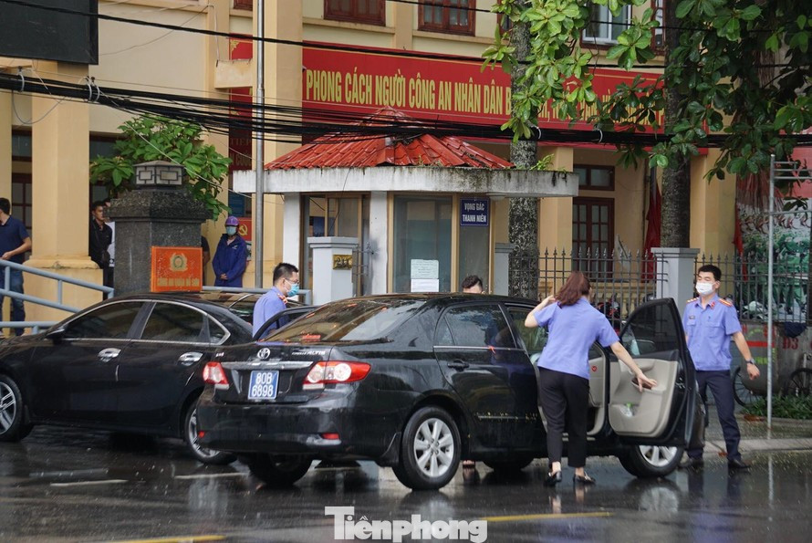 Tổ công tác của Viện KSND Tối cao làm việc tại Công an quận Đồ Sơn tháng 7/2021.