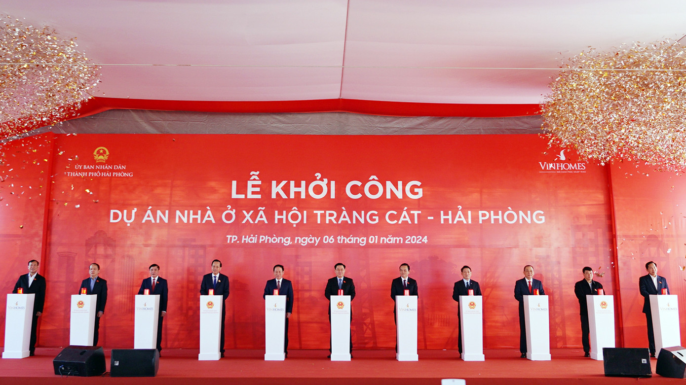 Các đại biểu ấn nút khởi công dự án NƠXH Tràng Cát - Hải Phòng. Các đại biểu ấn nút khởi công dự án NƠXH Tràng Cát - Hải Phòng.