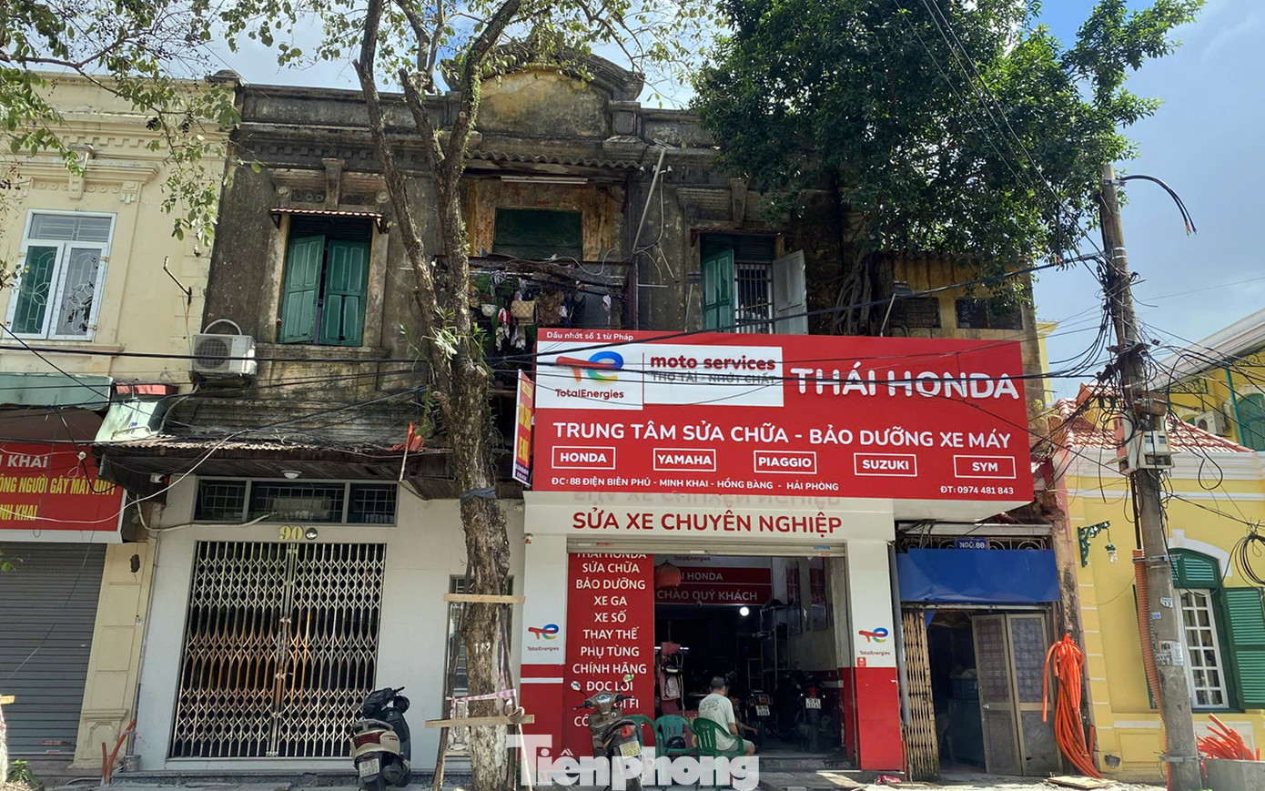 Mặt tiền căn biệt thự 88-90 Điện Biên Phủ, TP Hải Phòng. Mặt tiền căn biệt thự 88-90 Điện Biên Phủ, TP Hải Phòng.