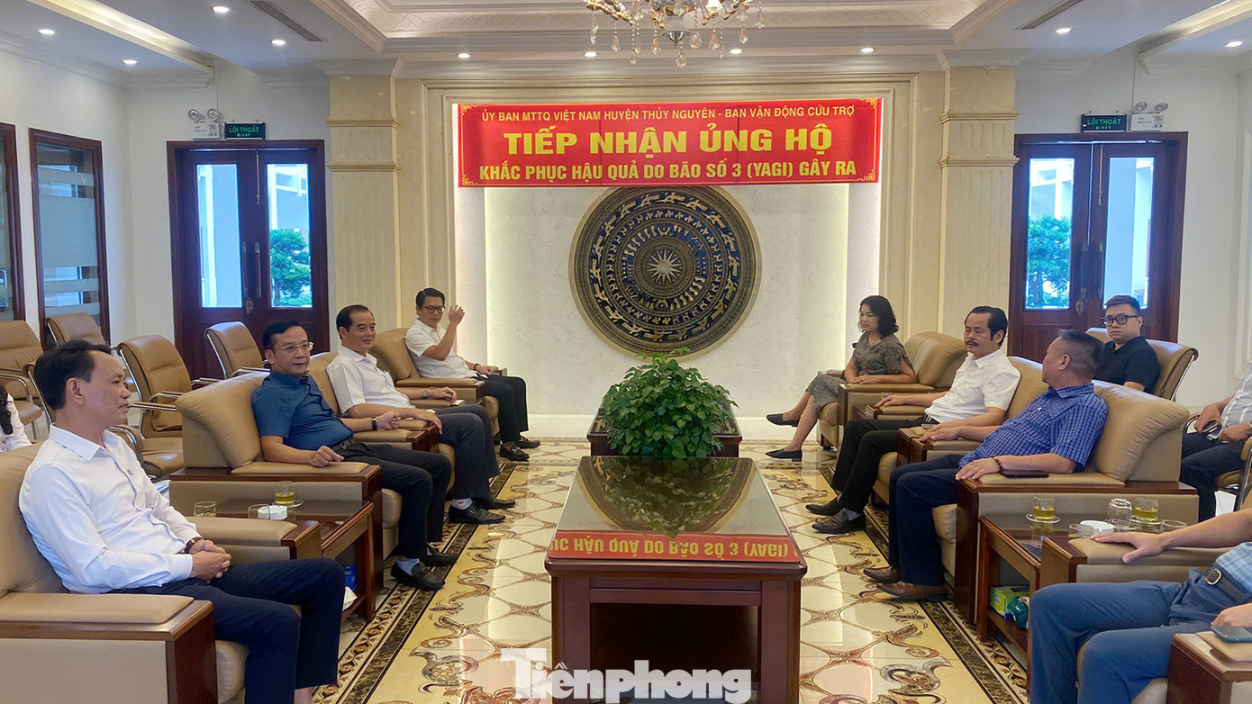 Buổi làm việc giữa UBND huyện Thủy Nguyên và đoàn công tác Công ty CP Đầu tư Văn Phú - Invest, tổ chức The Future Journey, Báo Tiền Phong chiều 16/9.