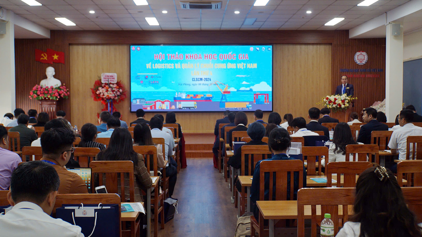 Hội thảo quốc gia về logistics và quản lý chuỗi cung ứng lần thứ 4 diễn ra sáng 8/11 tại Trường Đại học Hàng hải Việt Nam.