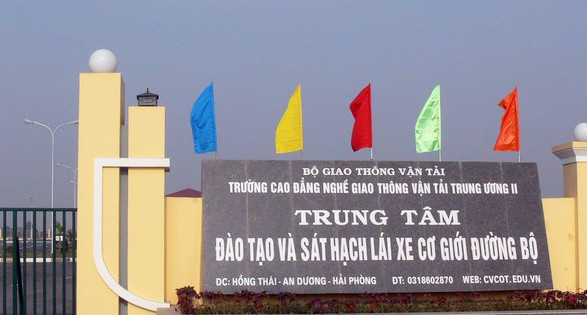 Trung tâm Đào tạo và sát hạch lái xe cơ giới đường bộ thuộc Trường Cao đẳng GTVT Trung ương 2, trụ sở tại huyện An Dương, TP Hải Phòng.